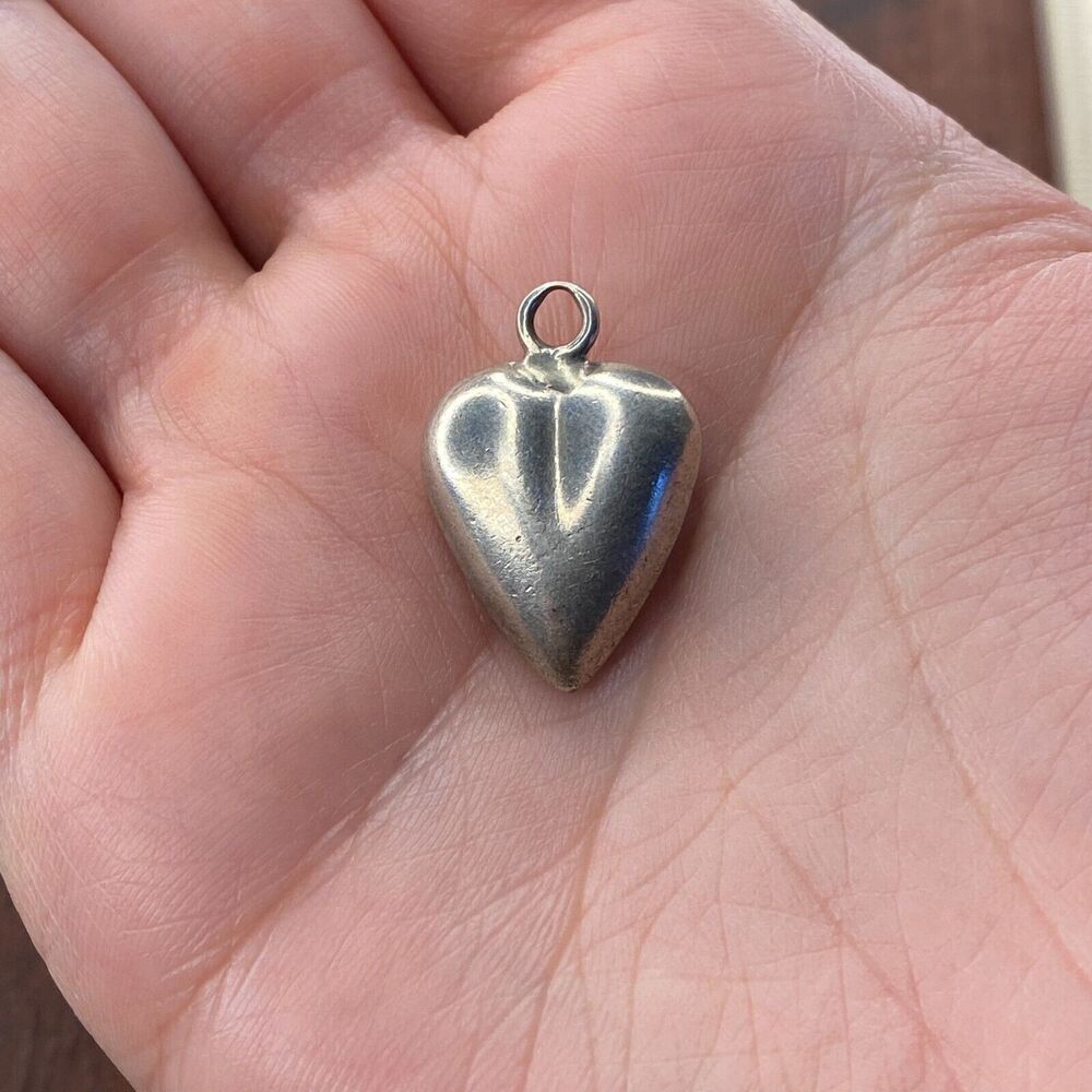 Vintage 925 Sterling Silver Solid Puffy Heart Artsy Pendant Bracelet Charm